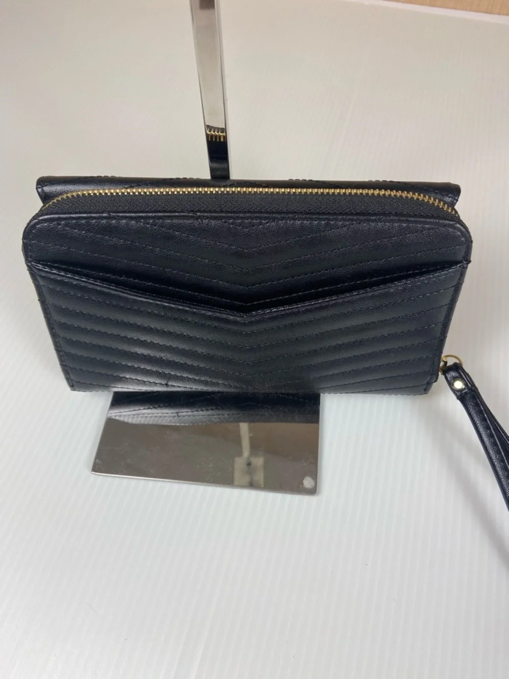 Black Chevron Quilted Phone Wristlet Wallet Clutch Zip Around Organizer
